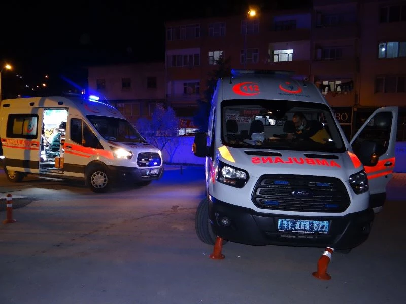 Manavdan aldıkları mantardan zehirlendiler
