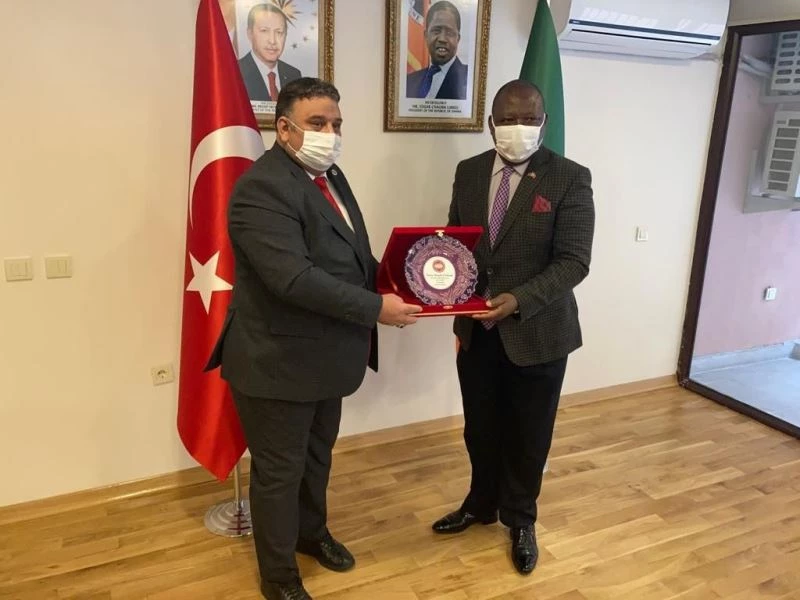 Başkan Beşiktepe, ölen Büyükelçi Chilengi için başsağlığı diledi
