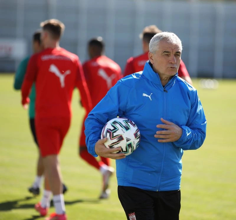 Çalımbay: “Pandemi olmasaydı şampiyon olurduk”
