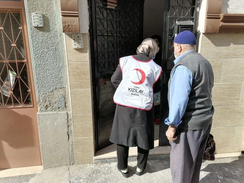 Hilal sofra ile Bursa’da 60 bin ihtiyaç sahibine yemek
