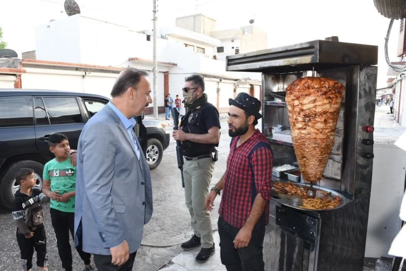 Telabyad’a bayram çıkartması
