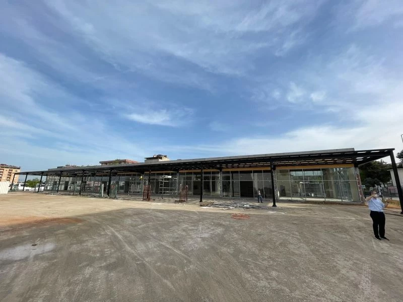 Orhangazi’de kültür merkezinde dükkanlar meydana çıktı
