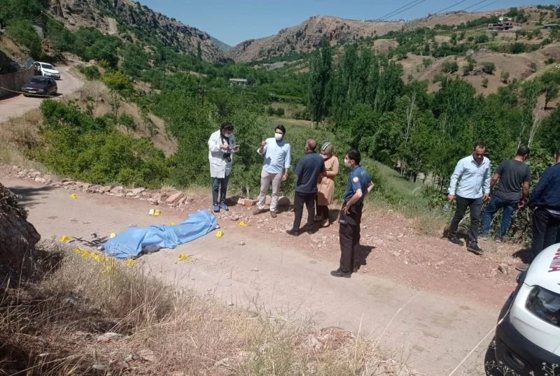 Husumetli aileler bayramı dinlemedi
