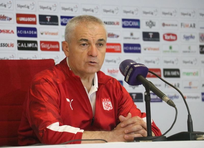 Rıza Çalımbay: “Şimdi önümüzdeki yıla bakacağız”
