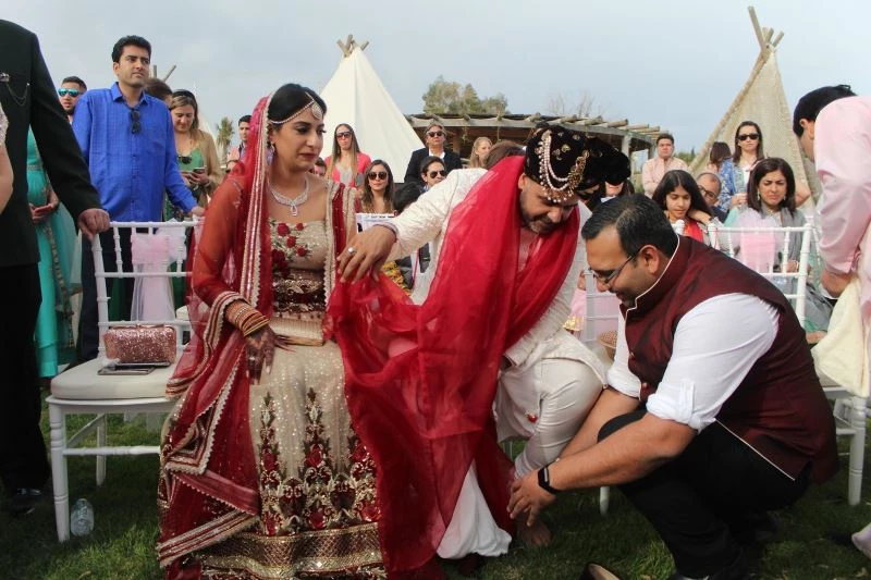 Yüksek bütçeli Hint düğünleri pandeminin bitmesini bekliyor
