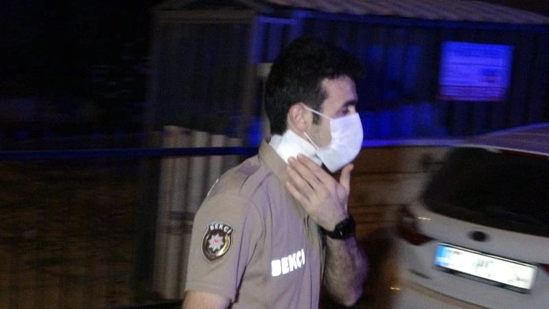 Bekçiye saldırıp boynundan yaralayan alkollü şahıs ayağından vurularak yakalandı
