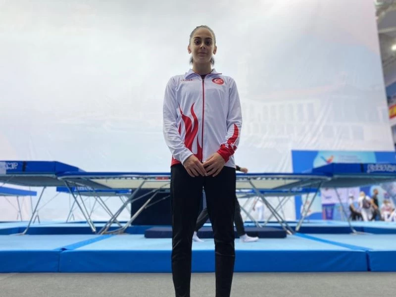 Cimnastikte tarihi başarılar!
