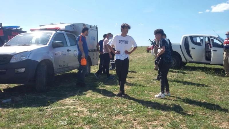 Botan Vadisi’nde kaybolan 4 arkadaşı AFAD ve UMKE kurtardı
