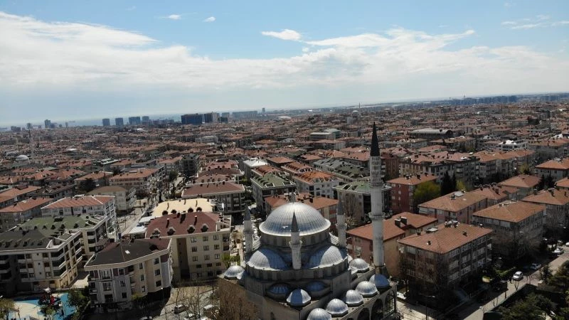 (ÖZEL) Mehdiye Camii minaresinde nefes kesen onarım
