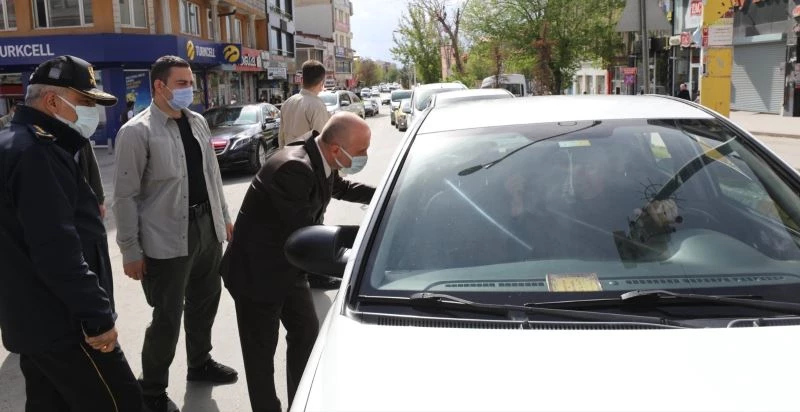 Ağrı Valisi Varol, tam kapanma tedbirlerini denetledi
