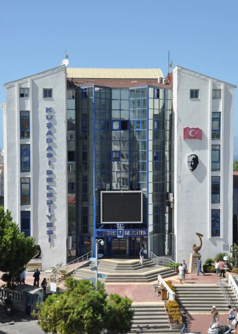 Kuşadası Belediyesi’nden Mıcır İhalesi iddialarına yanıt
