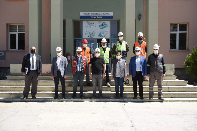 Çimento fabrikasında söküm çalışmaları başladı
