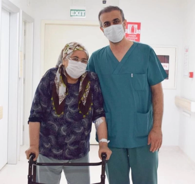 Yürüteçle geldiği ANKA’dan yürüyerek çıktı
