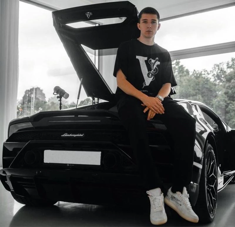 Stepan Timoshin: “Berlin’de erkek modasına yön veriyoruz”
