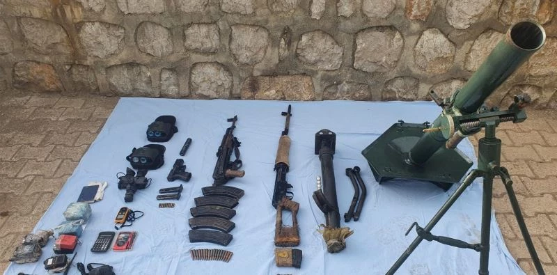 Şırnak Eren Cudi-Besta operasyonunda teröristlere ait mühimmat ele geçirildi
