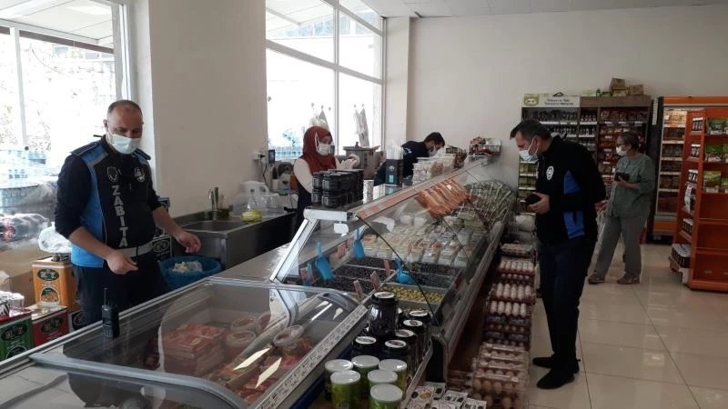 Yalova’da et ve tavuk reyonlarına denetim
