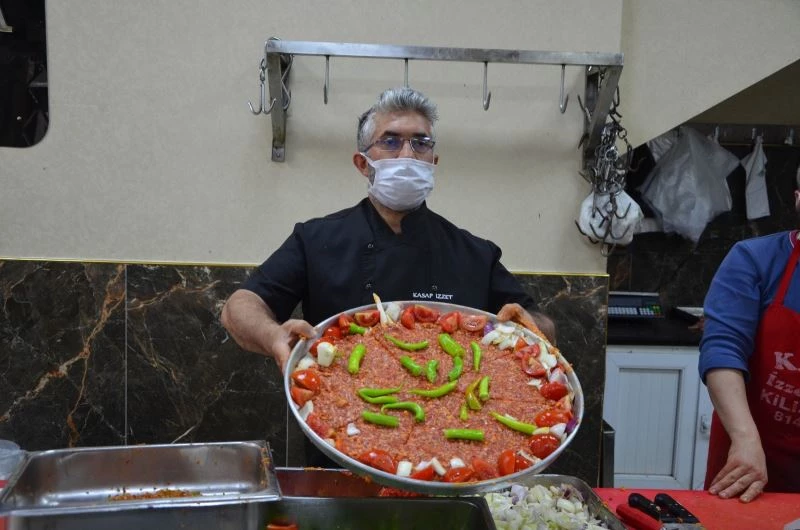 İftar sofralarında 