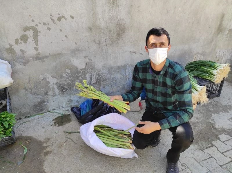 Vitamin deposu ışgın işsiz gençlerin ekmek kapısı oldu
