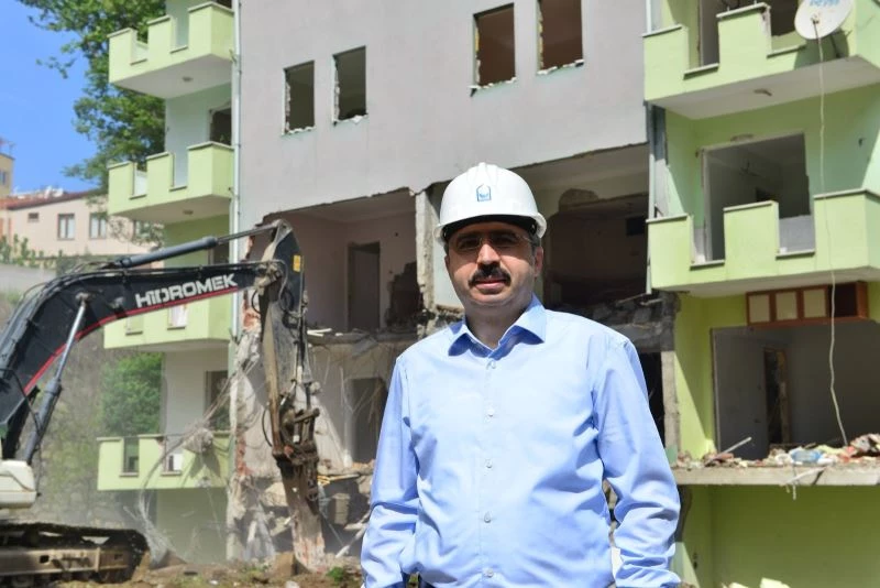 Yıldırım’da depreme dayanıksız binalar yıkılıyor, kentsel dönüşüm hız kazanıyor
