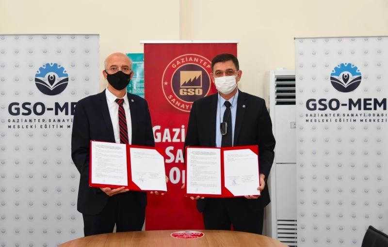 Üniversite öğrencilerine mesleki nitelik kazandıracak protokol
