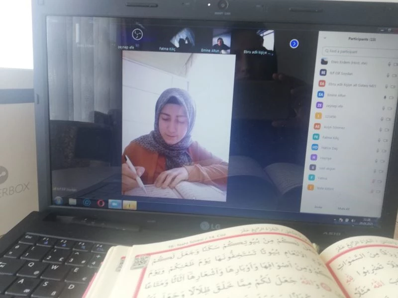 KO-MEK kursiyerleri mukabele geleneğini yaşatıyor
