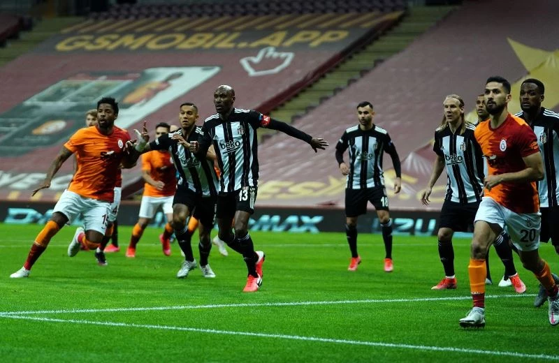 Atiba Hutchinson, Karagümrük maçında yok