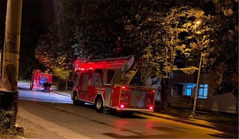 Şömine görüntüsü yangın sanılan ev bu kez gerçekten yandı
