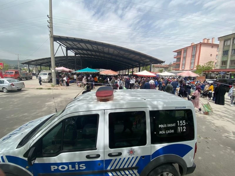 Pazarların kurulması hem vatandaşı hem esnafı memnun etti
