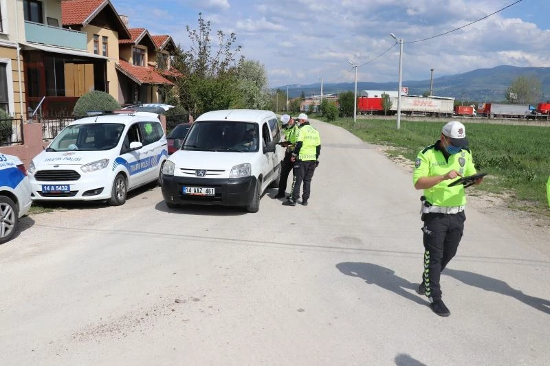 Bolu’da uygulama noktasına girmemek için kaçanlara göz açtırılmıyor
