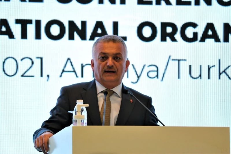 Vali Yazıcı: “Düşen vakalarla birlikte geçen yılı telafi edeceğiz”
