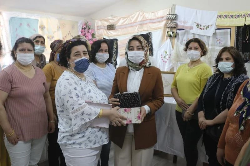 Karpuzlulu kadınlar hünerlerini sergiledi
