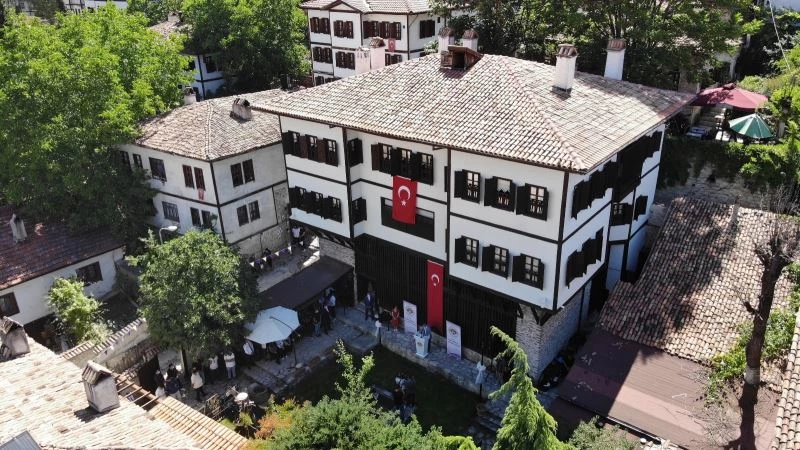 Osmanlı’nın yaşama biçimini yansıtan Kaymakamlar Evi’nin restorasyonu tamamlanarak hizmete açıldı
