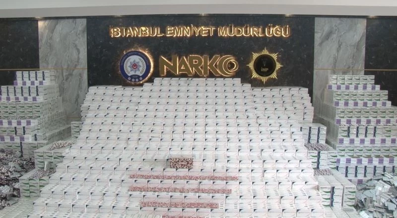 İstanbul’da rekor sayıda uyuşturucu özelliği bulunan ilaç yakalandı
