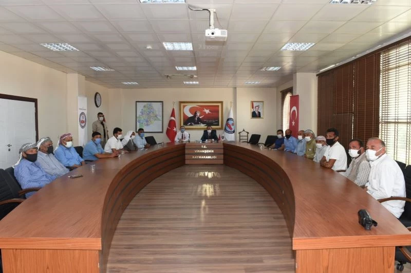 Vali Erin göçer ailelerle istişare toplantısında buluştu
