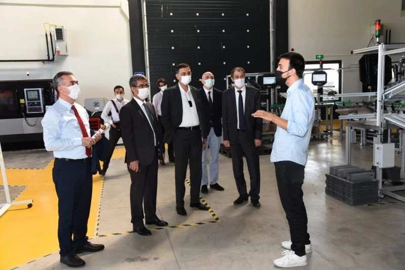 Model fabrika, imalat sektörüne ve KOBİ’lere kazanç sağlıyor
