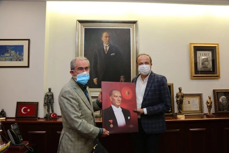 Başkan Hançerli, Eskişehir’deki vizyon projeleri inceledi
