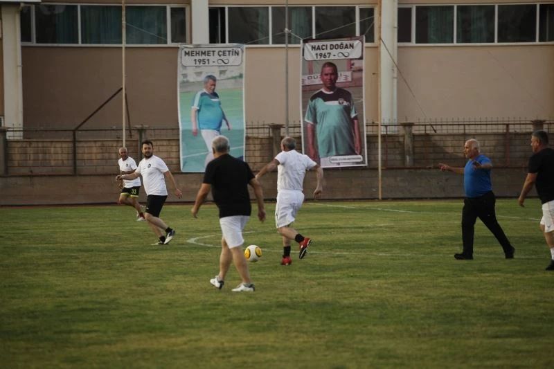 Mut’ta Mehmet Çetin ve Hacı Doğan adına veteran maçı
