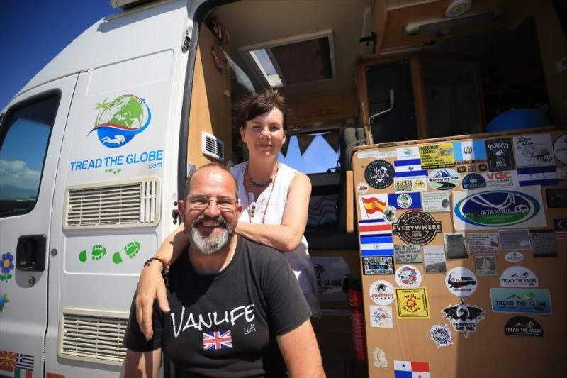 Karavanda yaşayan İngiliz çift, salgın sürecini, güvenli buldukları Türkiye