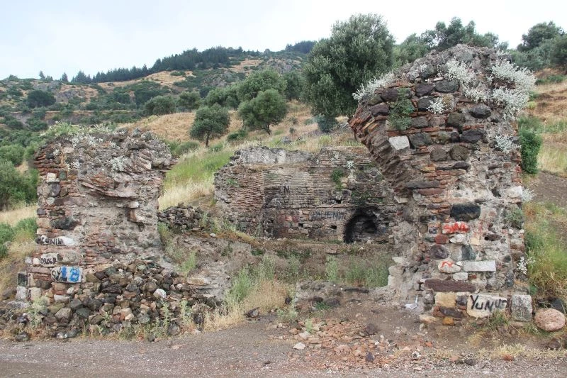 (Özel) Manisalılar Fetih Mescidinde namaz kılacakları günü bekliyor
