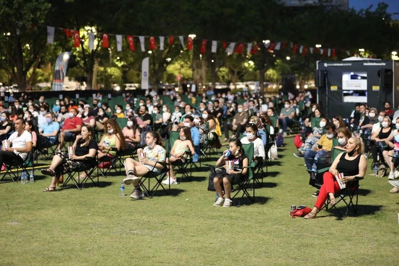 ‘Sahilde Sinema Var’ bu yaz da Antalyalılarla buluşacak
