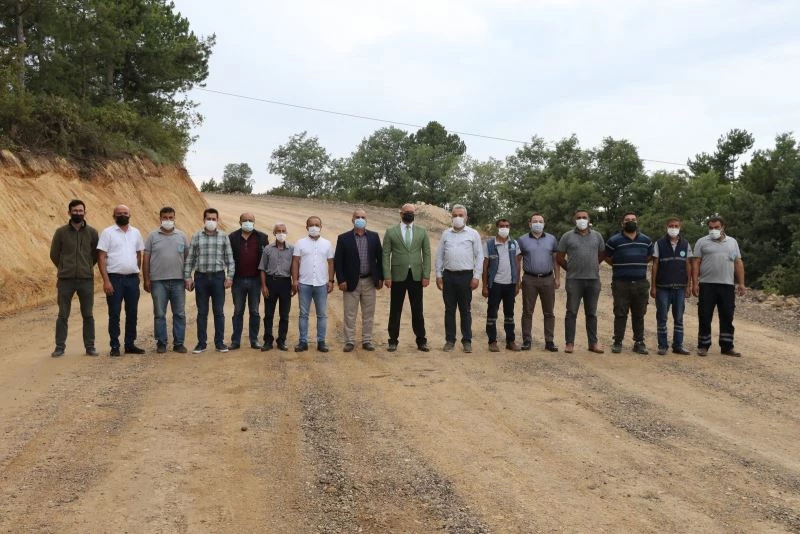 Demirci’nin yolları genişletiliyor
