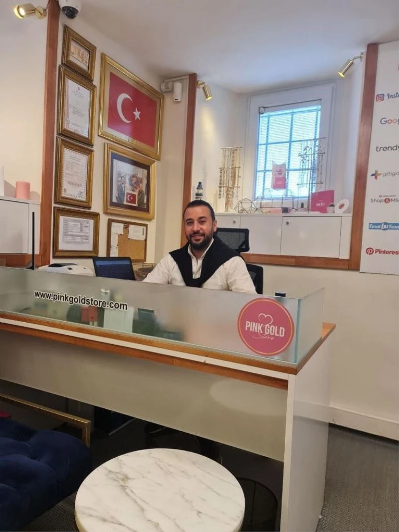 Mücevherlerinizi oda sıcaklığında ve güneş görmeyen bir yerde muhafaza etmelisiniz
