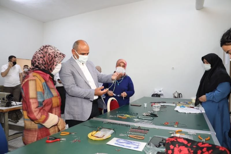 Kadınların el emeği ürünleri kazanca dönüşecek
