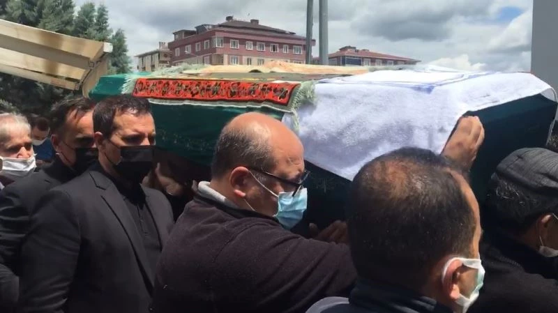 Rafet El Roman’ın baba acısı
