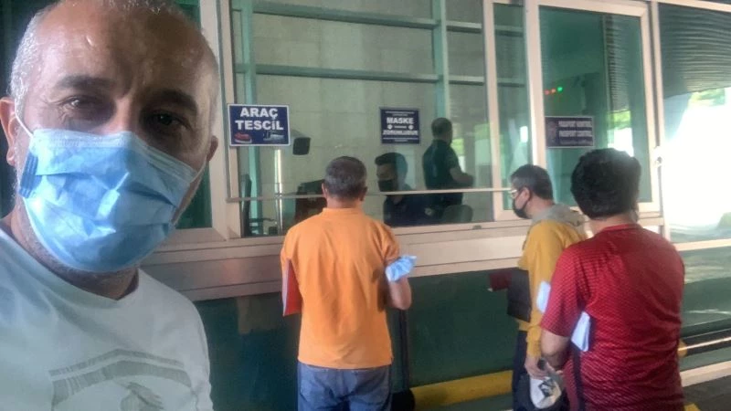 Elinde maç bileti olan her Türk vatandaşı karayolu ile Gürcistan’dan Azerbaycan’a geçiş yapabiliyor
