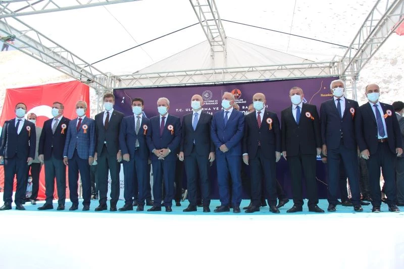 Mardin-Midyat karayolunun temeli atıldı
