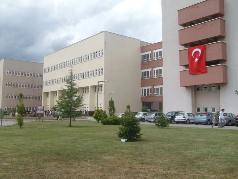 OMÜ’de biyoloji, coğrafya ve tarih bölümleri akredite oldu
