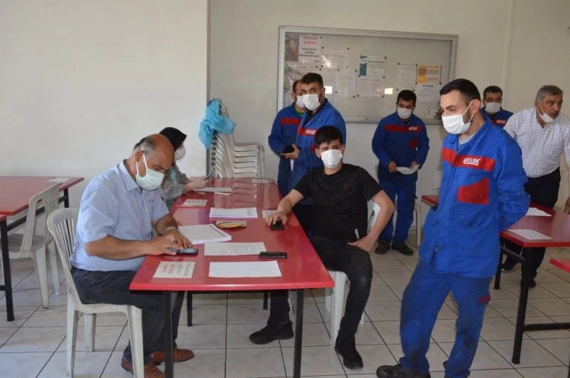 OSB ve sanayi bölgelerinde mobil aşı uygulanıyor
