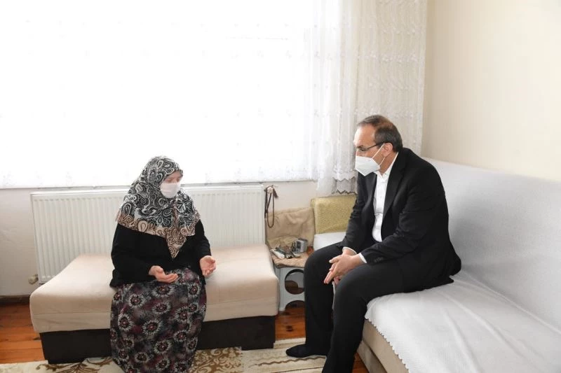 Vali Yavuz, devletin şefkatli elini 87 bin aileye uzattı
