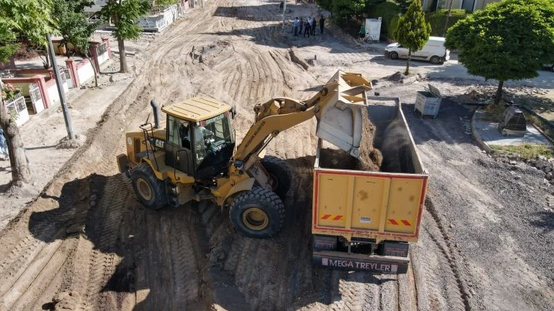 Vefa Küçük Caddesinde 1. etabın altyapısı tamamlandı
